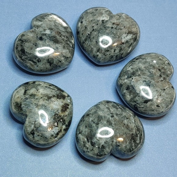 Larvikite Puffed Heart Natural Stone 1.5 X 1.75" including Felt Pouch-HT11 - Picture 3 of 5